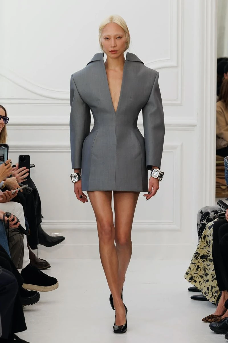 Desfile Givenchy en la Semana de Moda de París.