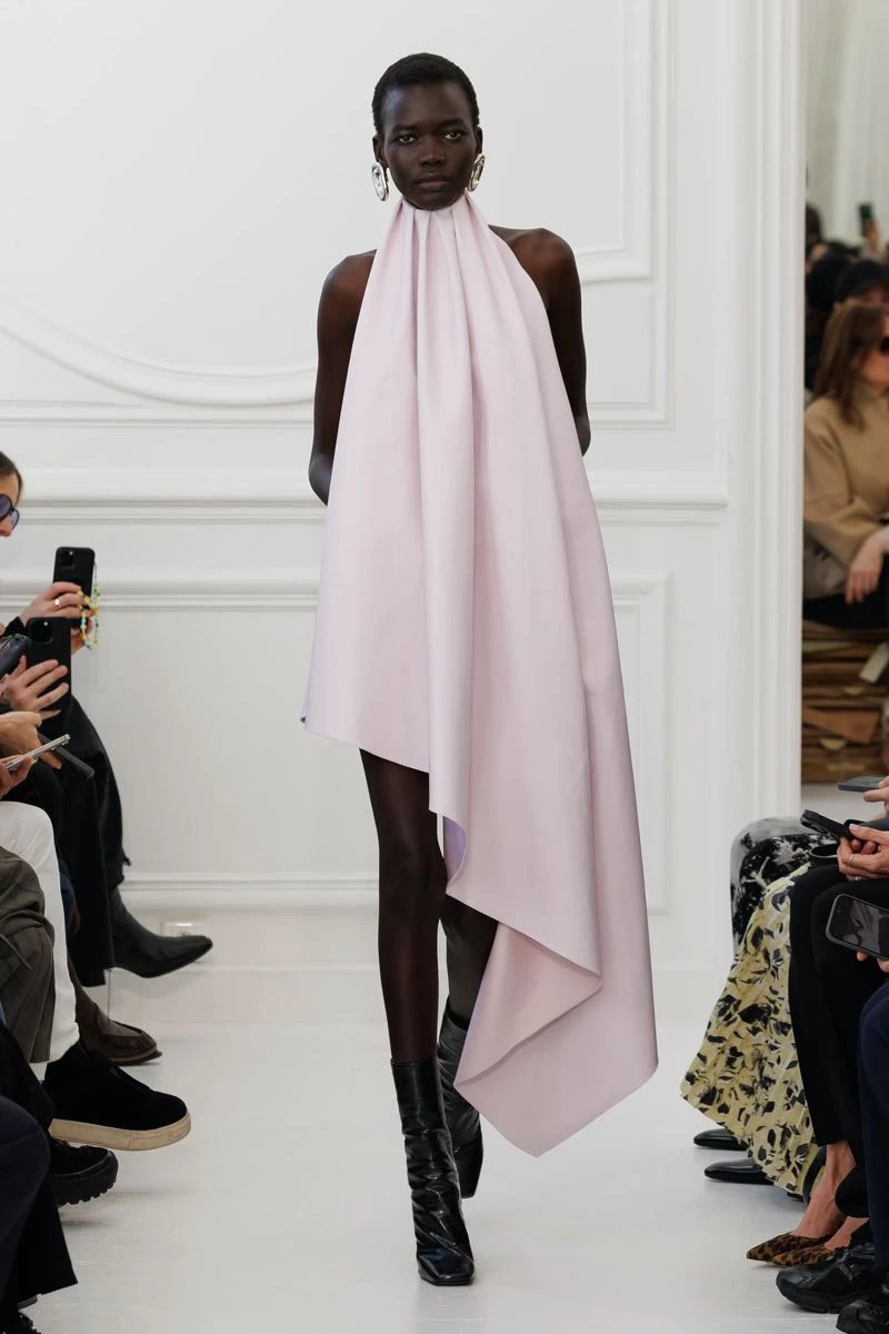 Desfile Givenchy en la Semana de Moda de París.