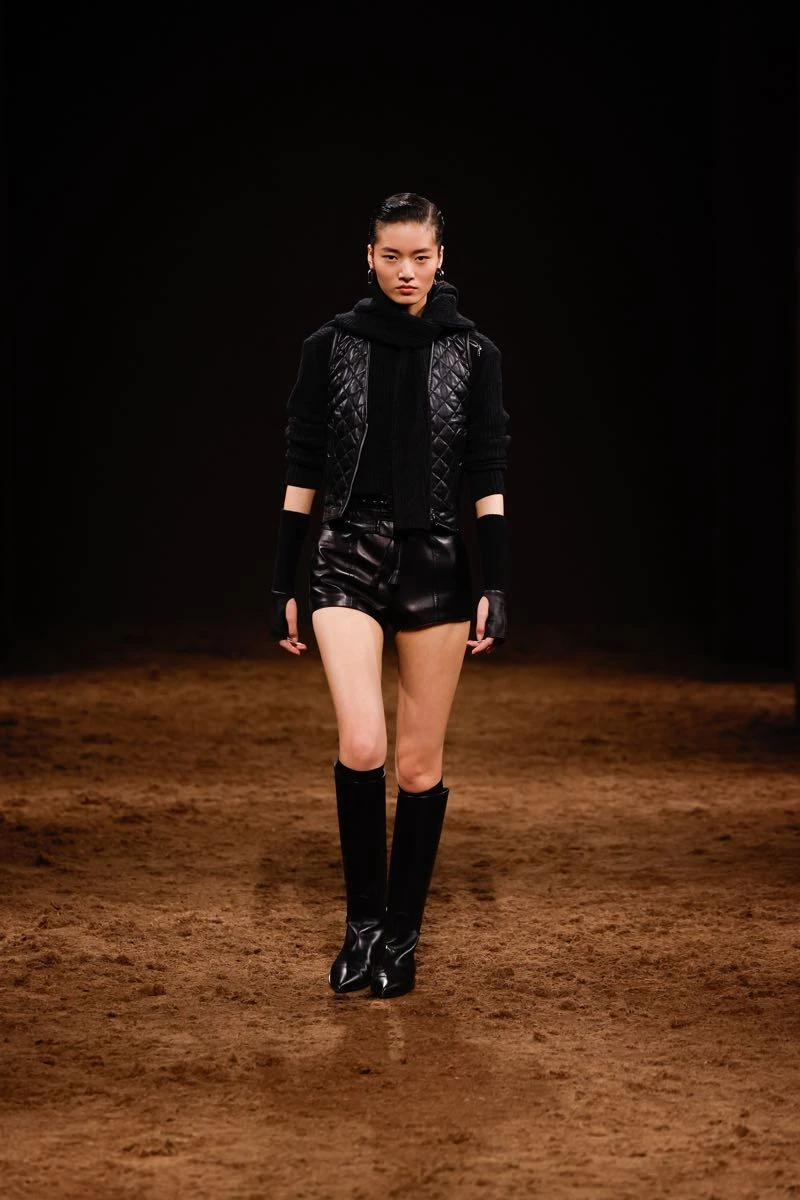 Desfile Hermès otoño invierno 2025/ 26