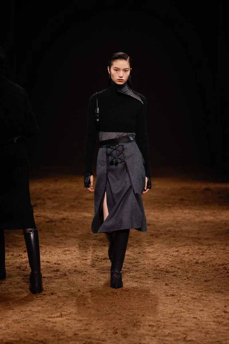 Desfile Hermès otoño invierno 2025/ 26
