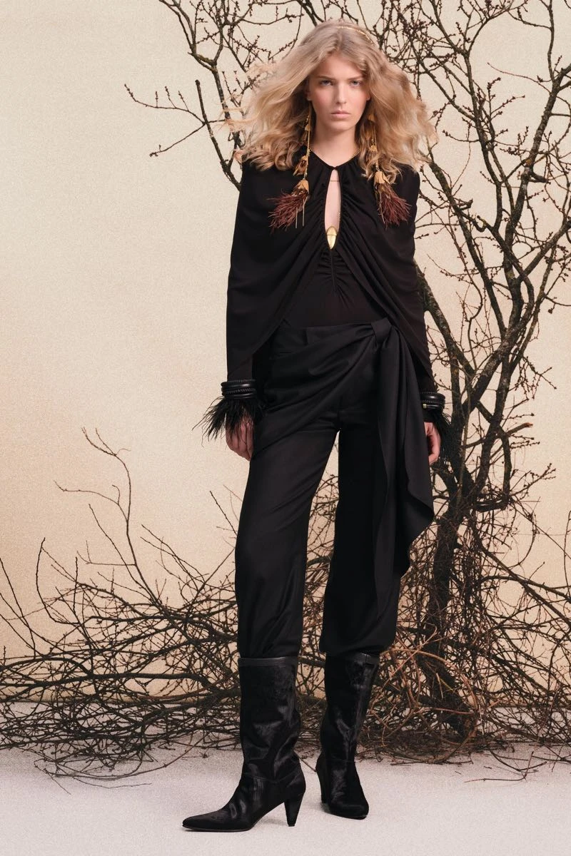 Johanna Ortiz colección invierno 2025.