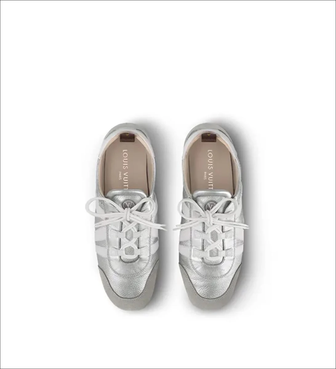 Louis Vuitton presenta la LV Sneakerina, unas zapatillas inspiradas en el ballet.