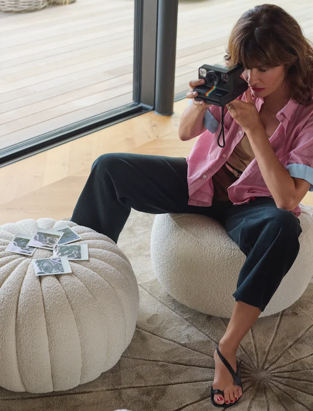 Helena Christensen es dueña de una tienda de antigüedades en Manhattan y fotógrafa profesional.