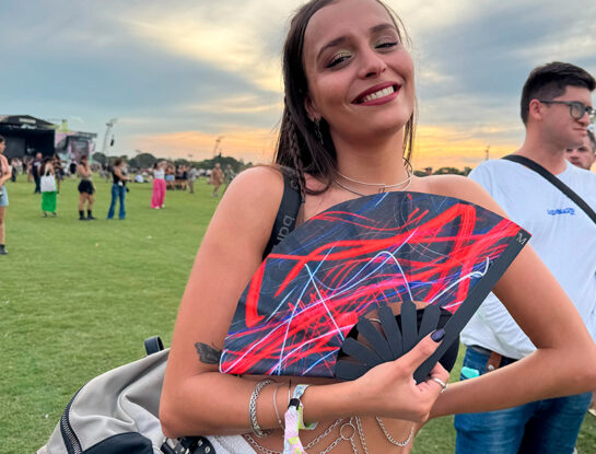 El abanico: el accesorio estrella de Lollapalooza 2025