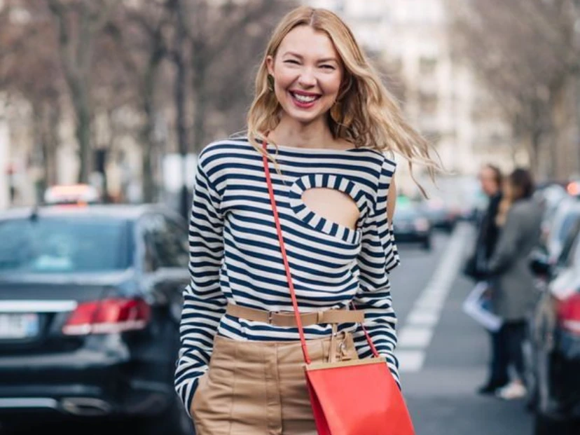 La raya al costado es el peinado tendencia que ama el street style