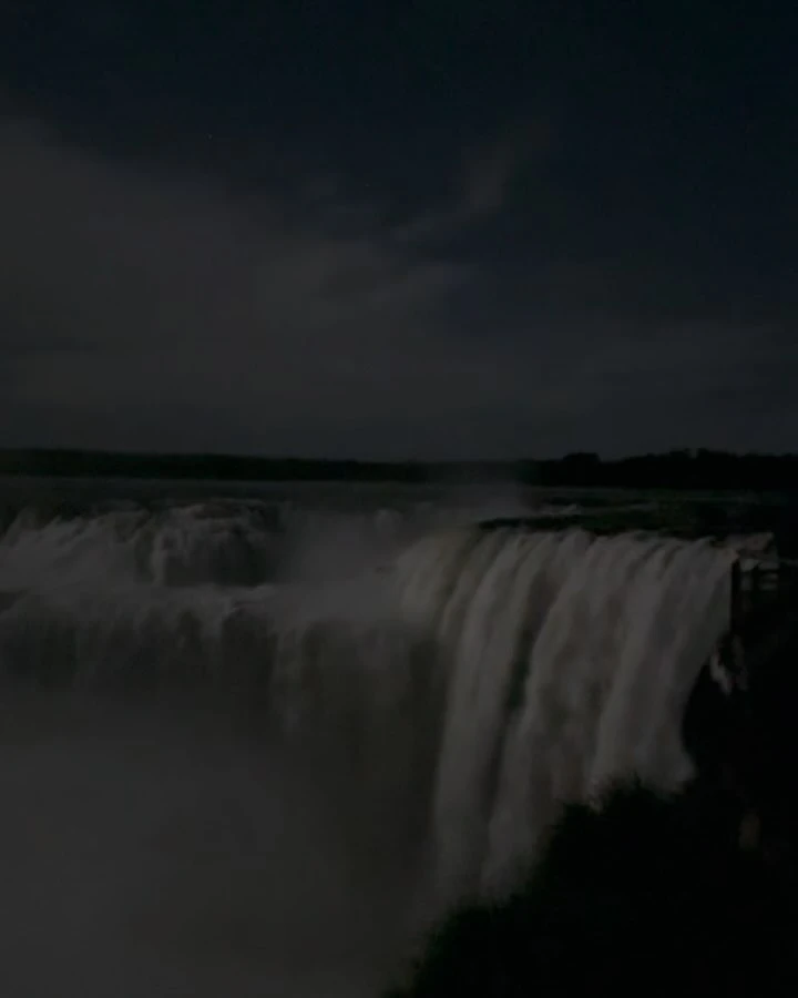 Las fotos de Eva de Dominici en Iguazú, con su abuela