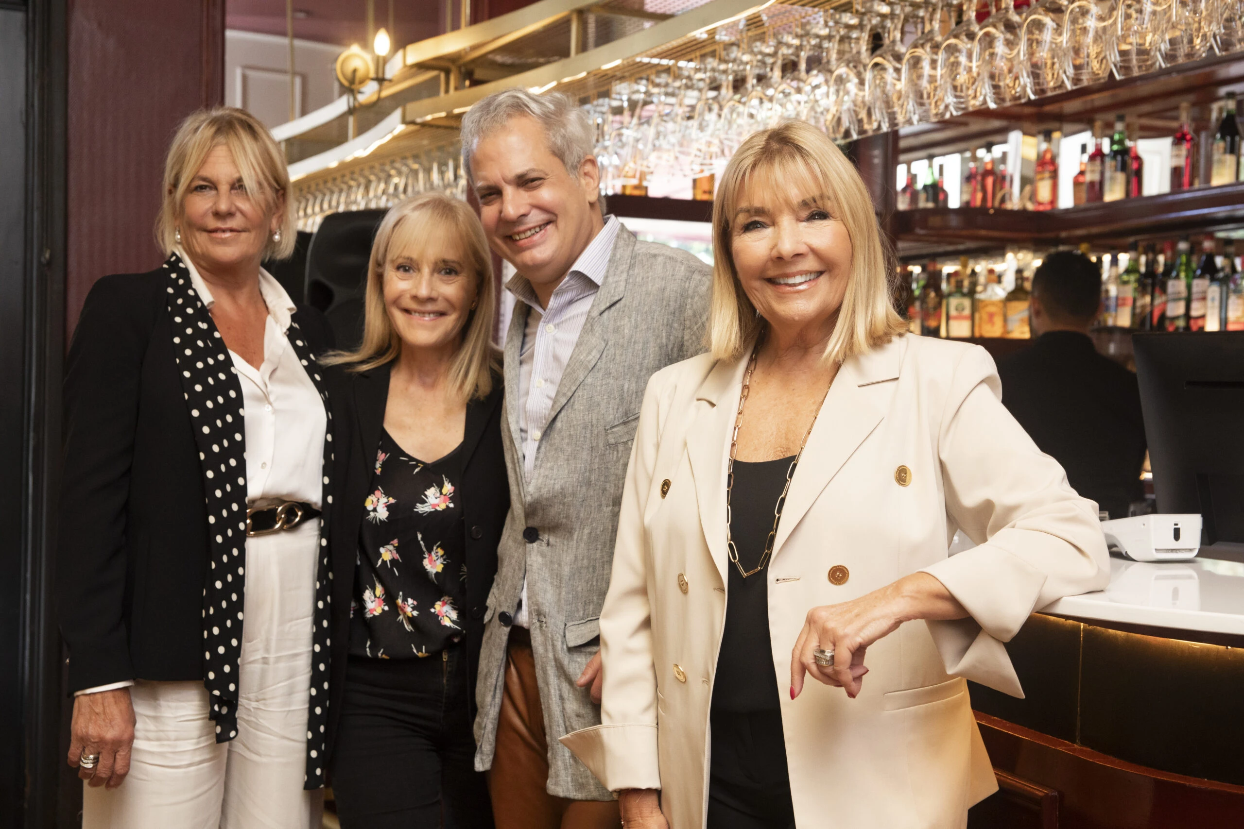 Leticia Carosella, Mónica Varela, Francisco Ayala y Adriana Costantini
