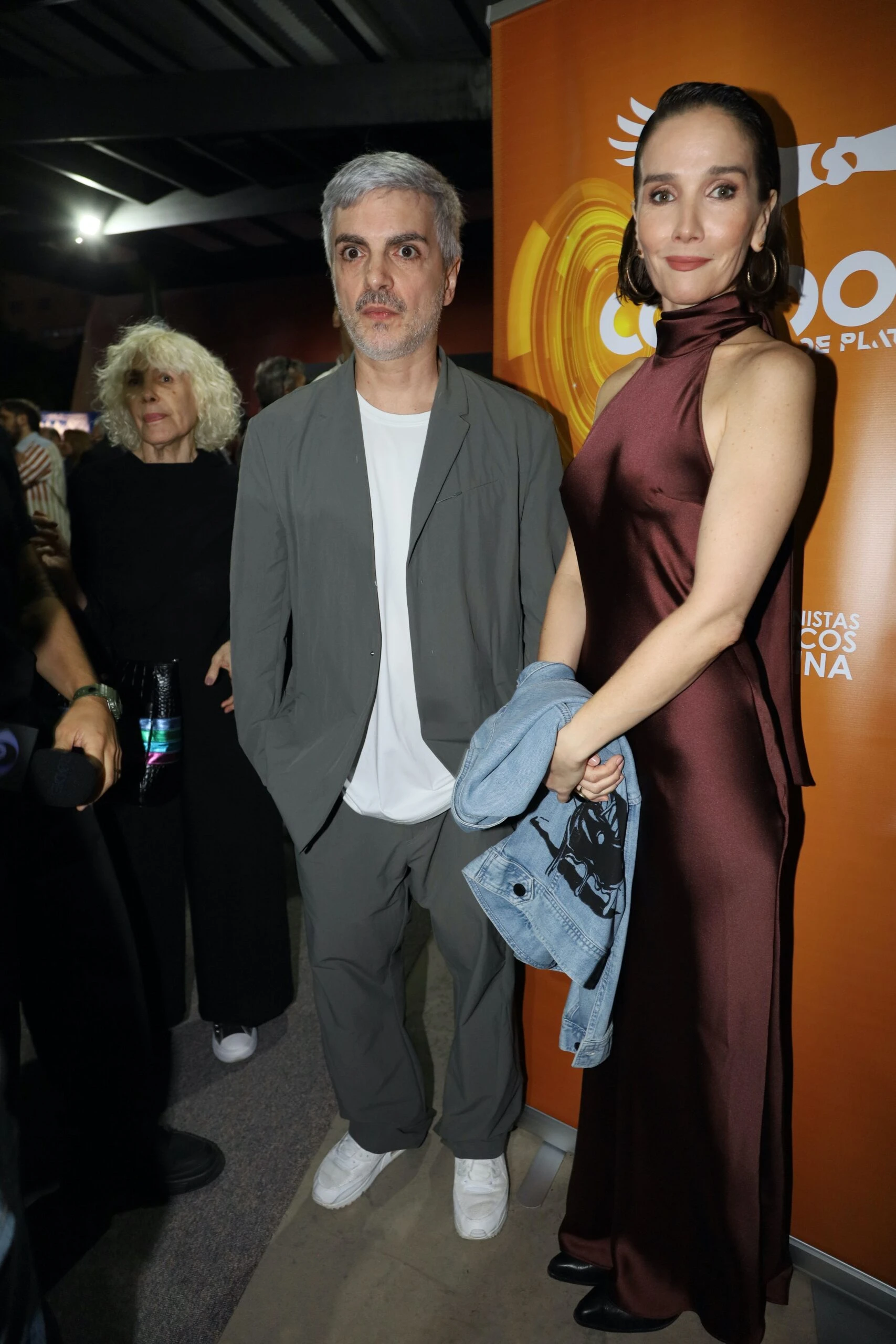 Natalia Oreiro llevó un look lencero en la entrega de los premios Cóndor