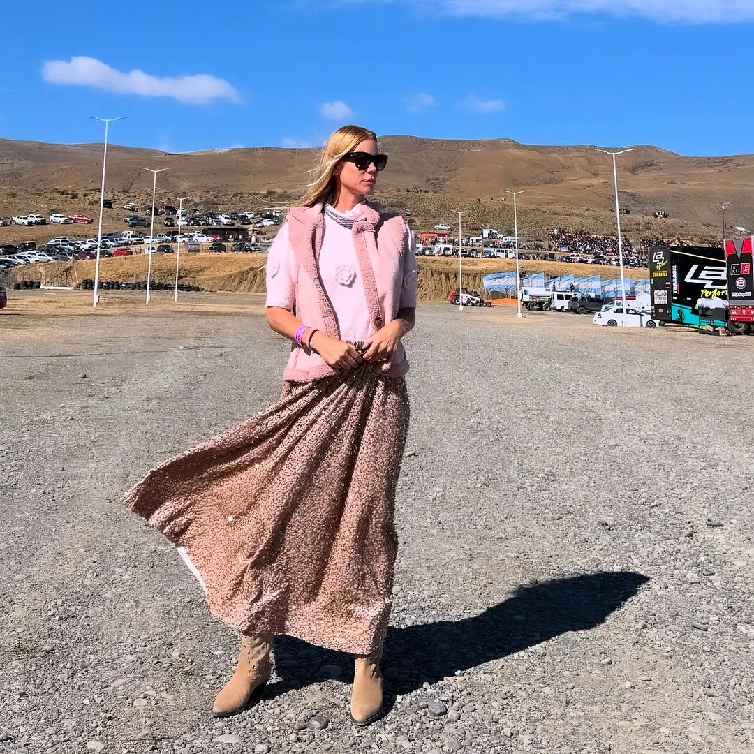 Nicole Neuman tiene el suéter anticipo del otoño 2025