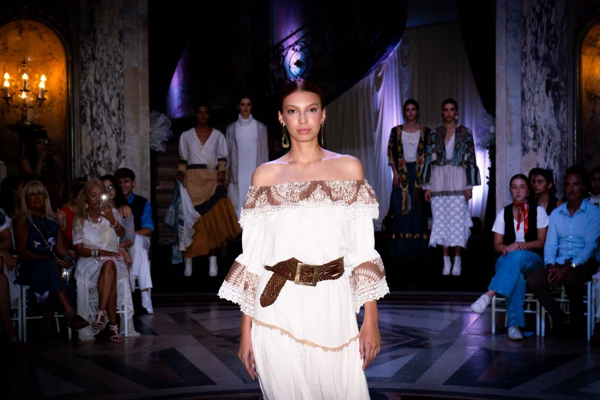 Desfile Eli Denegri.