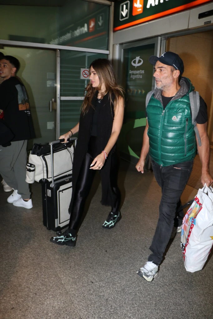 Las fotos de Icardi y la China Suárez en Ezeiza. Foto RS Fotos
