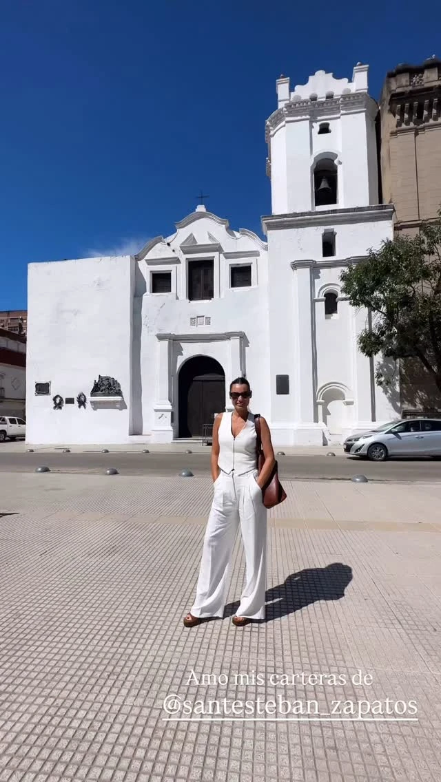 Sastrero y de noche Pampita nos enseña a usar el blanco para todo el día