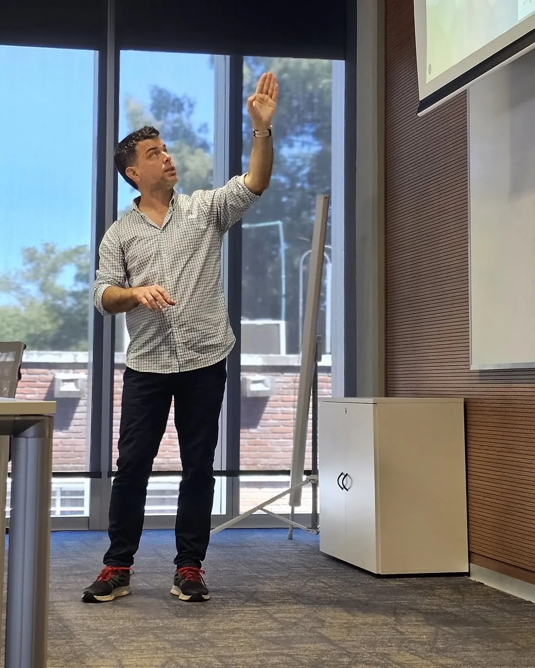 José Bianco se recibió de licenciado y festejó