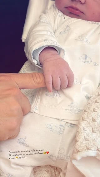 La felicidad de Leandro Paredes y Camila Galante por la llegada de su hijo: mostraron la primera foto