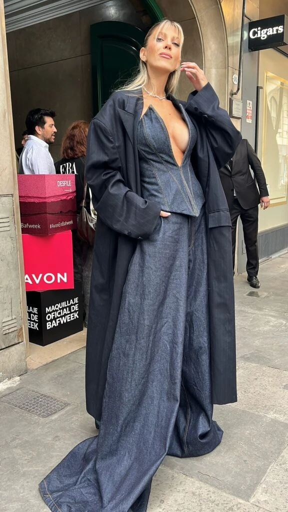 Vidriera: de Mariana Fabbiani a Flor de la V, los looks de las famosas en el desfile de Atelier Pucheta Paz en BAFWEEK