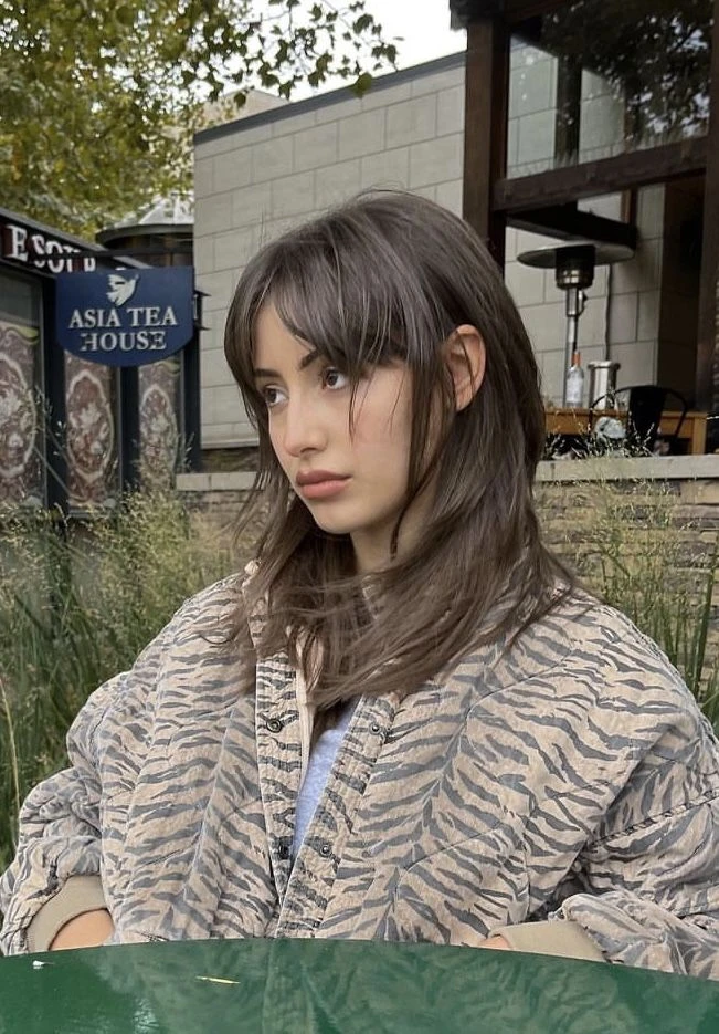 Alerta tendencia: el layered lob es el corte de pelo que enamoró a la Gen-Z