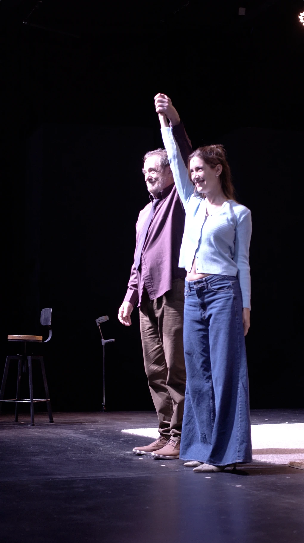 Juliana Awada fue a ver la obra que protagoniza su hermano, Alejandro Awada junto a Clara Alonso