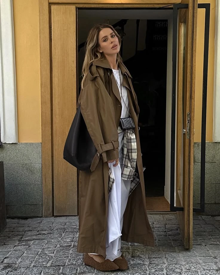 looks con trench 2025