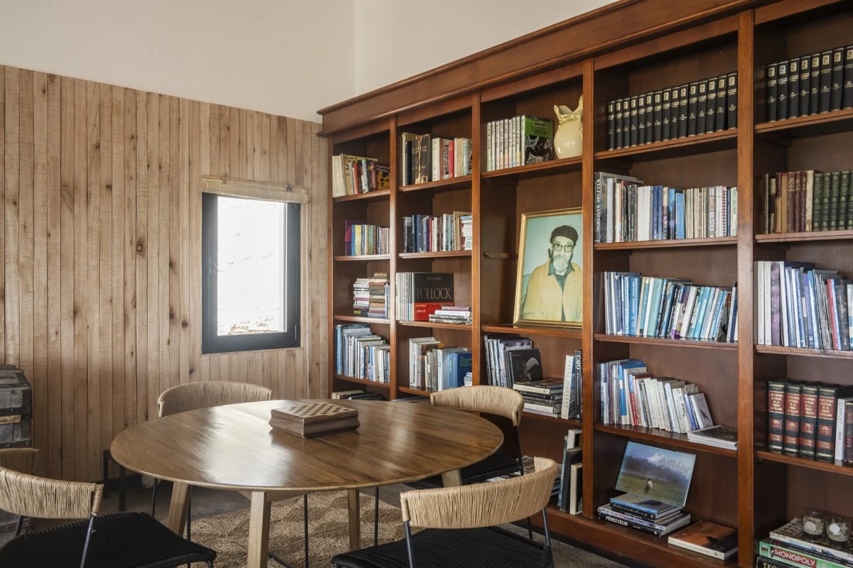 La Biblioteca, otro spot de la experiencia en Bahía Bustamante. 