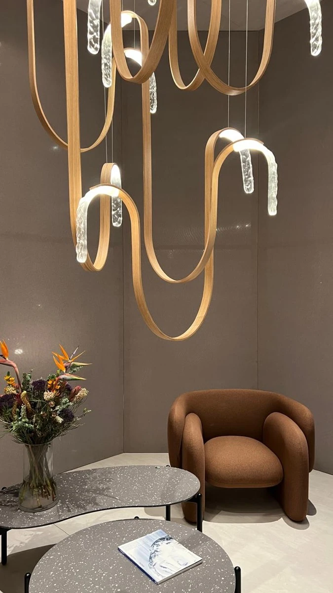 Euroluce en Milan Desig Week exhibe las tendencias en iluminación. 