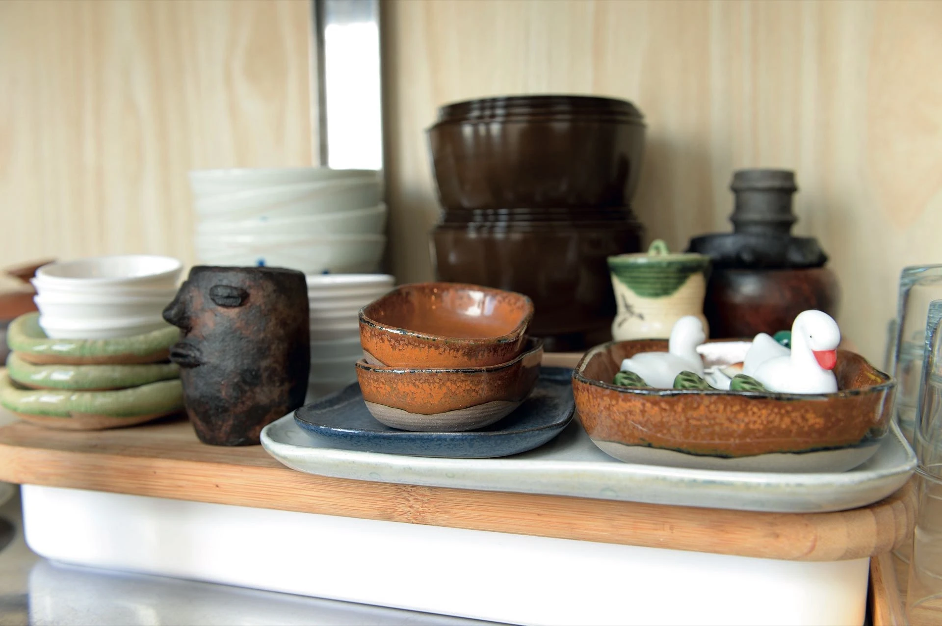 "En cada viaje vuelvo con más cosas", cuenta Narda, que atesora una increíble colección de accesorios de Japón.