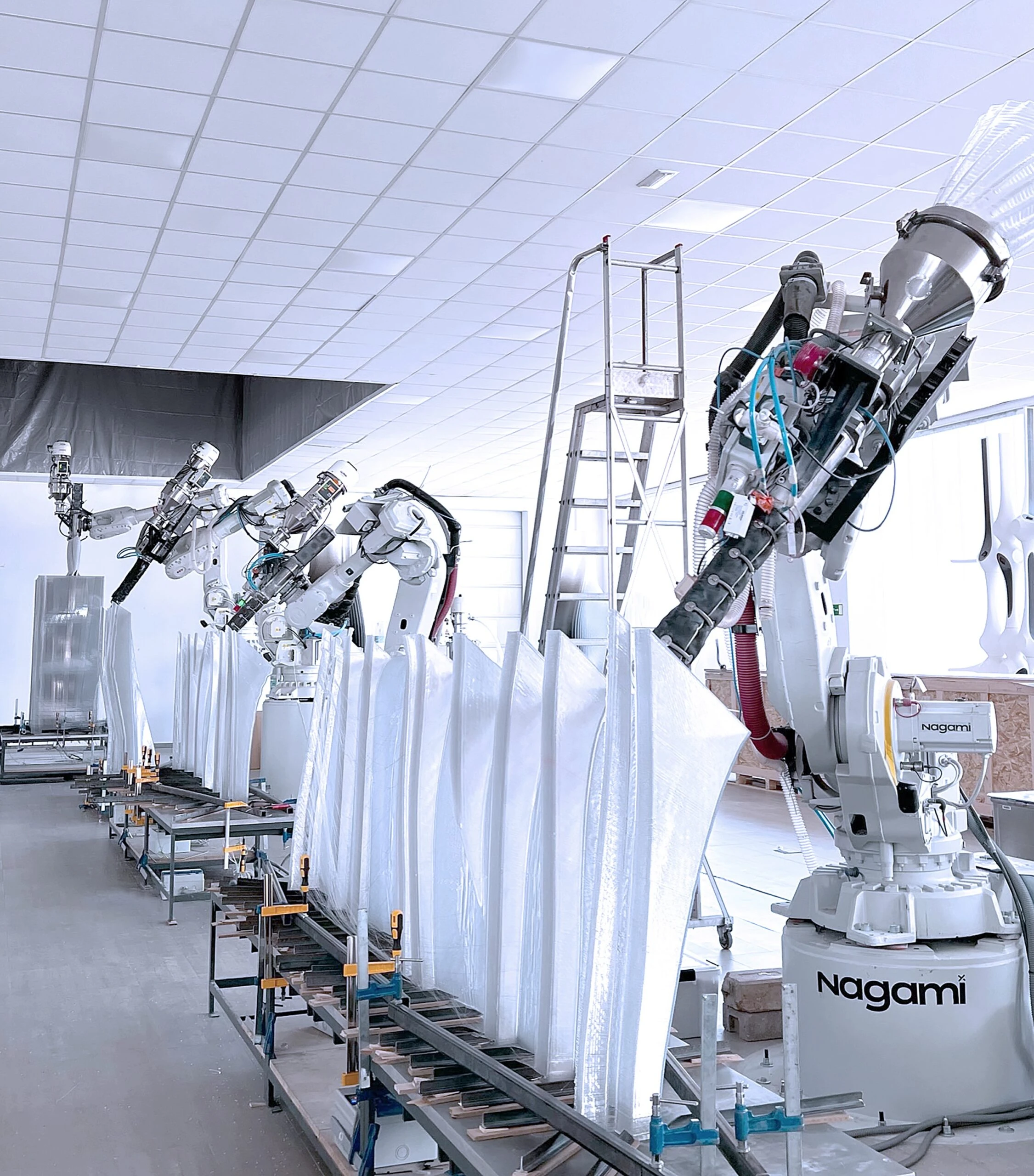 A la instalación site-specific la crearon en colaboración tecnológica con Nagami.