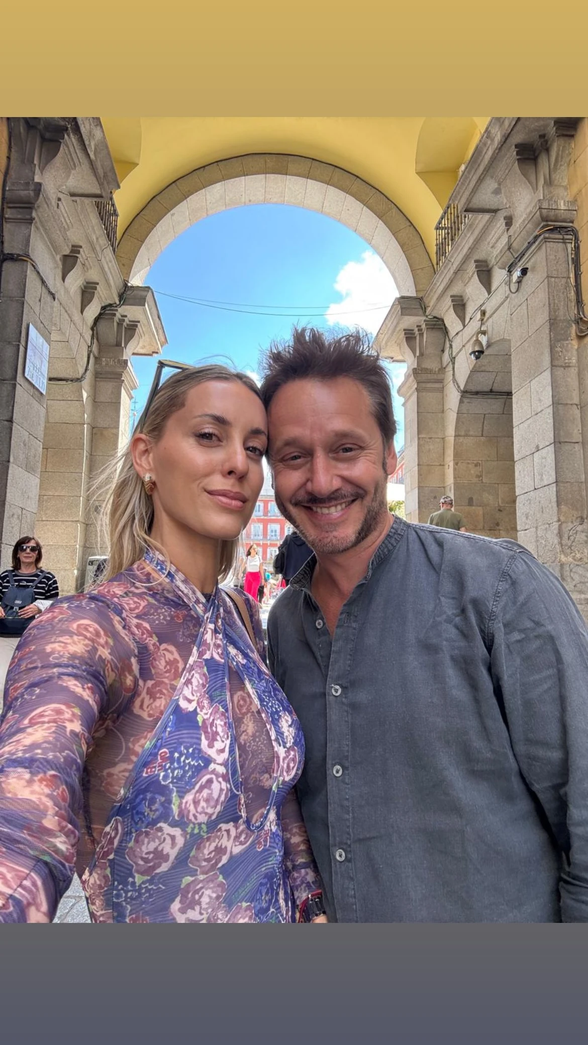Las fotos de Benjamín Vicuña y Anita Espasandin en Madrid