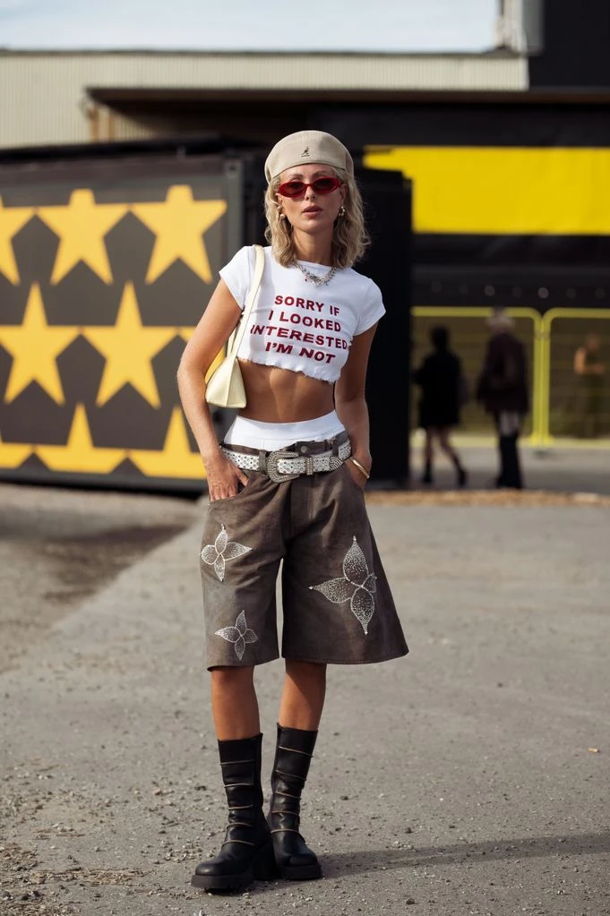 5 claves y tips de experta para adoptar el estilo Y2K que enamora a la Gen-Z