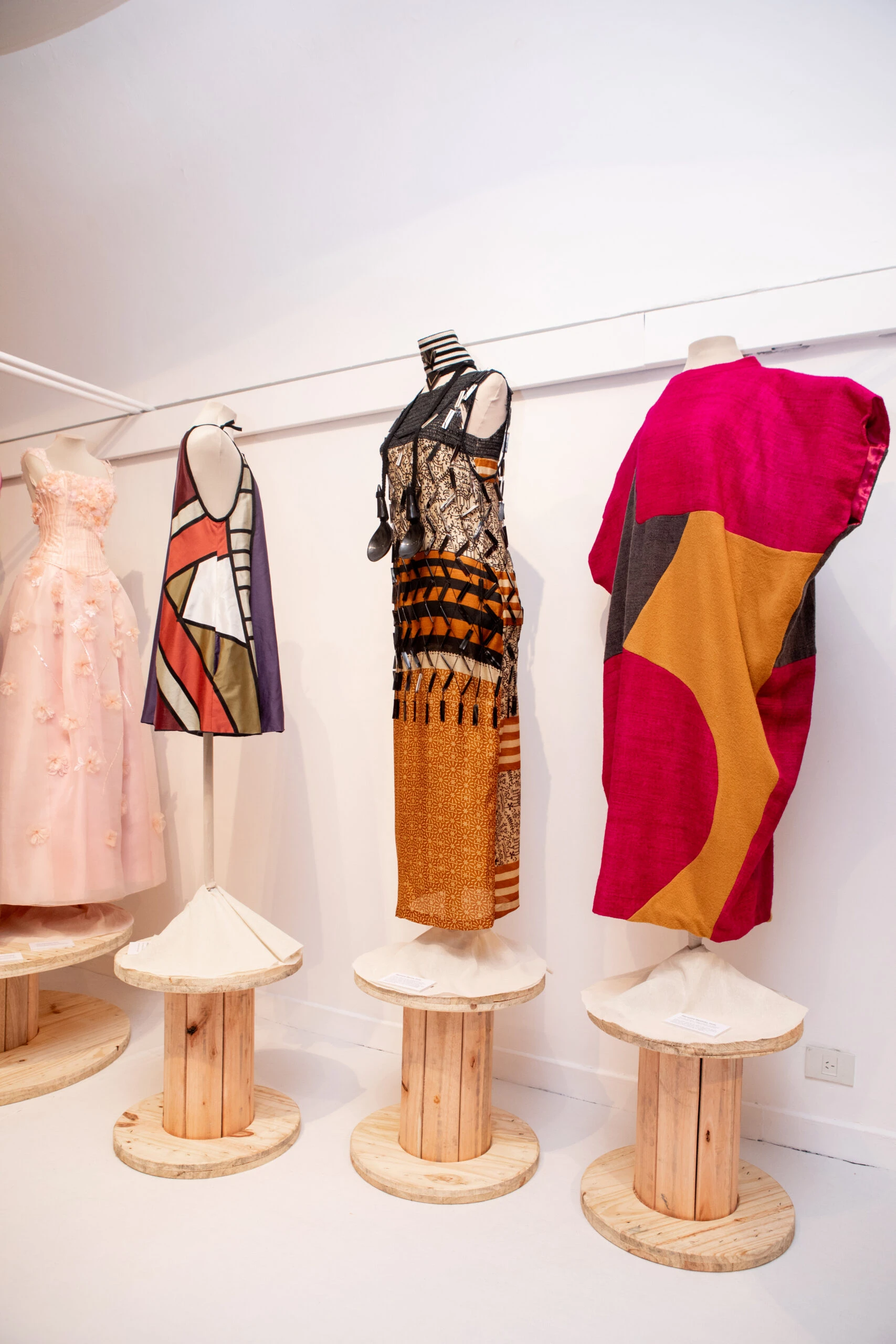 Muestra "120 vestidos, 120 años de la historia de la moda"