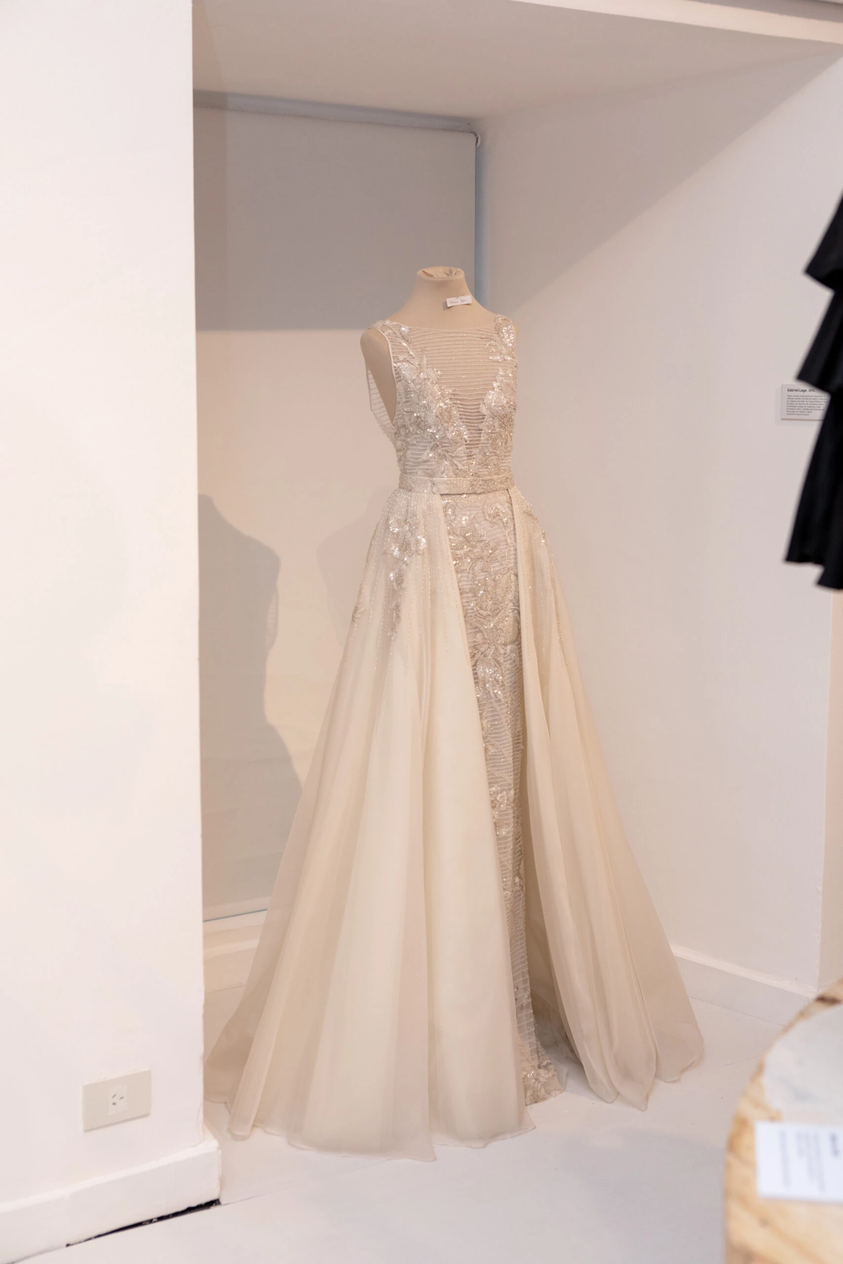 Muestra "120 vestidos, 120 años de la historia de la moda"