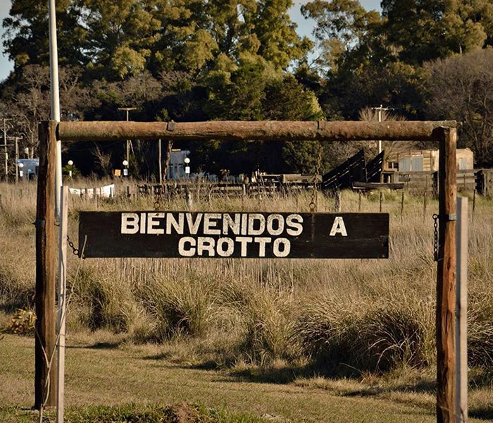 El ingreso a Crotto