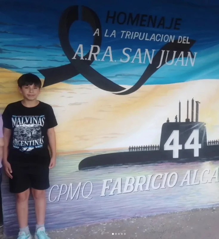 Felipe Villegas, el niño que creó un museo de Malvinas