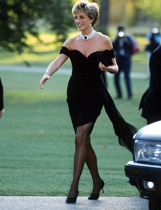 Lady Di, vestido de la venganza