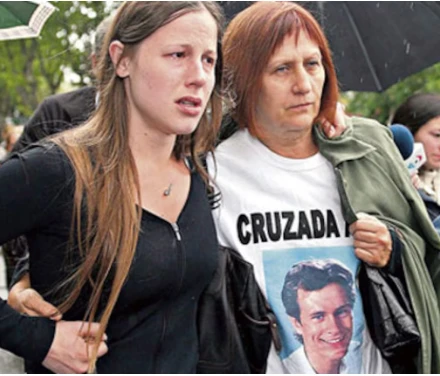 María Elena, la mamá de Axel en una de las tantas marchas