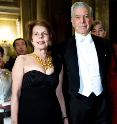 Con Patricia, su prima