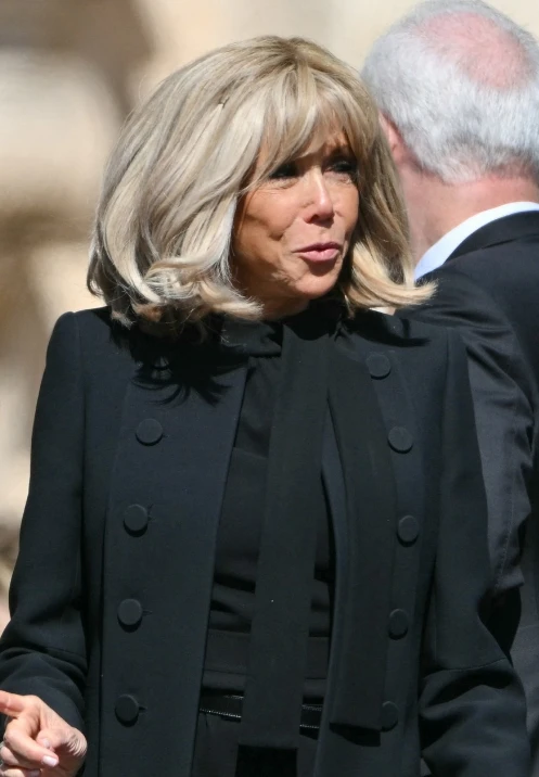 Brigitte Macron, parisina chic