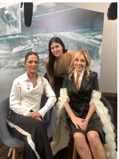 Andrea Pietra y Carla Peterson presentando su último trabajo. 