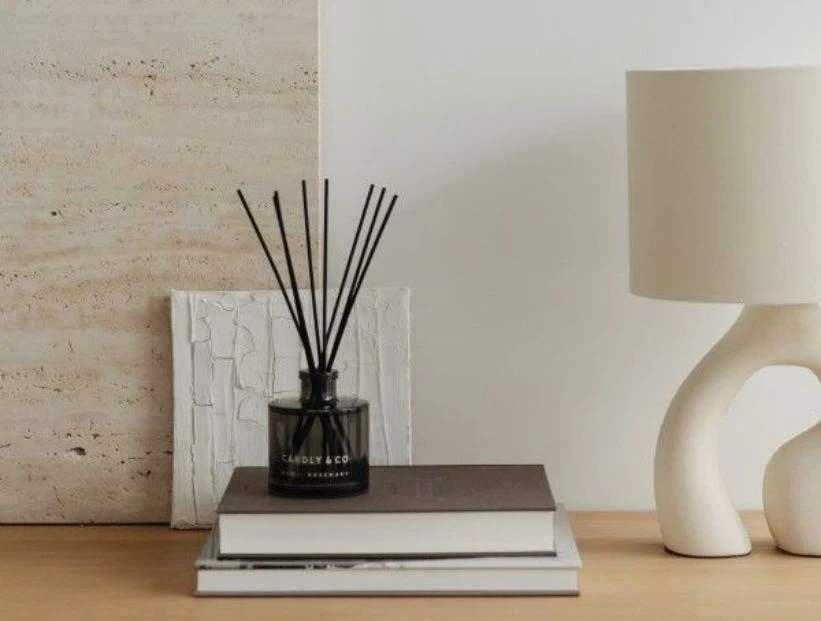 Difusores de ambientes: dónde ponerlos para que tu casa siempre huela bien