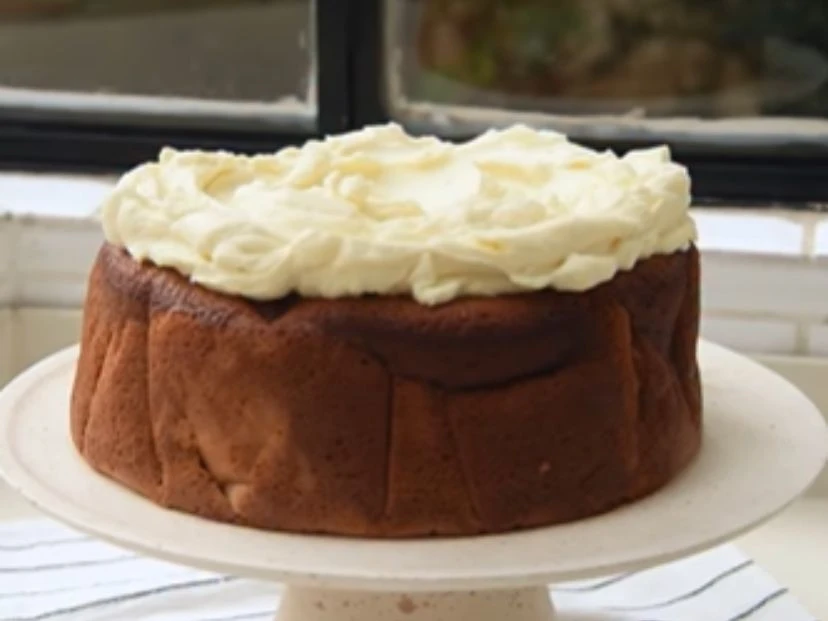 Torta tres leches versión argenta: la receta de Estefi Colombo que lleva dulce de leche