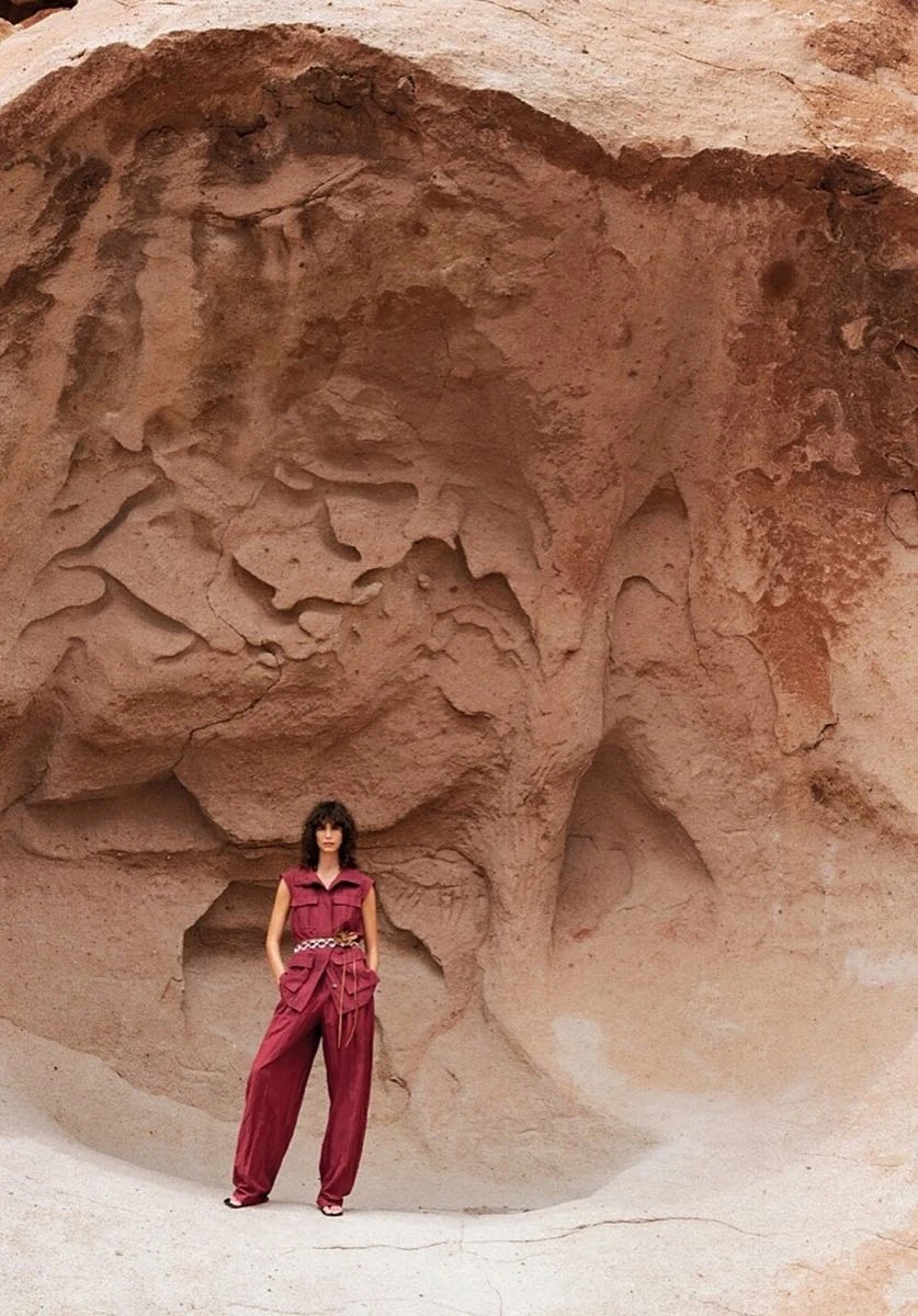 Mica Argaranaz para Mango 2025