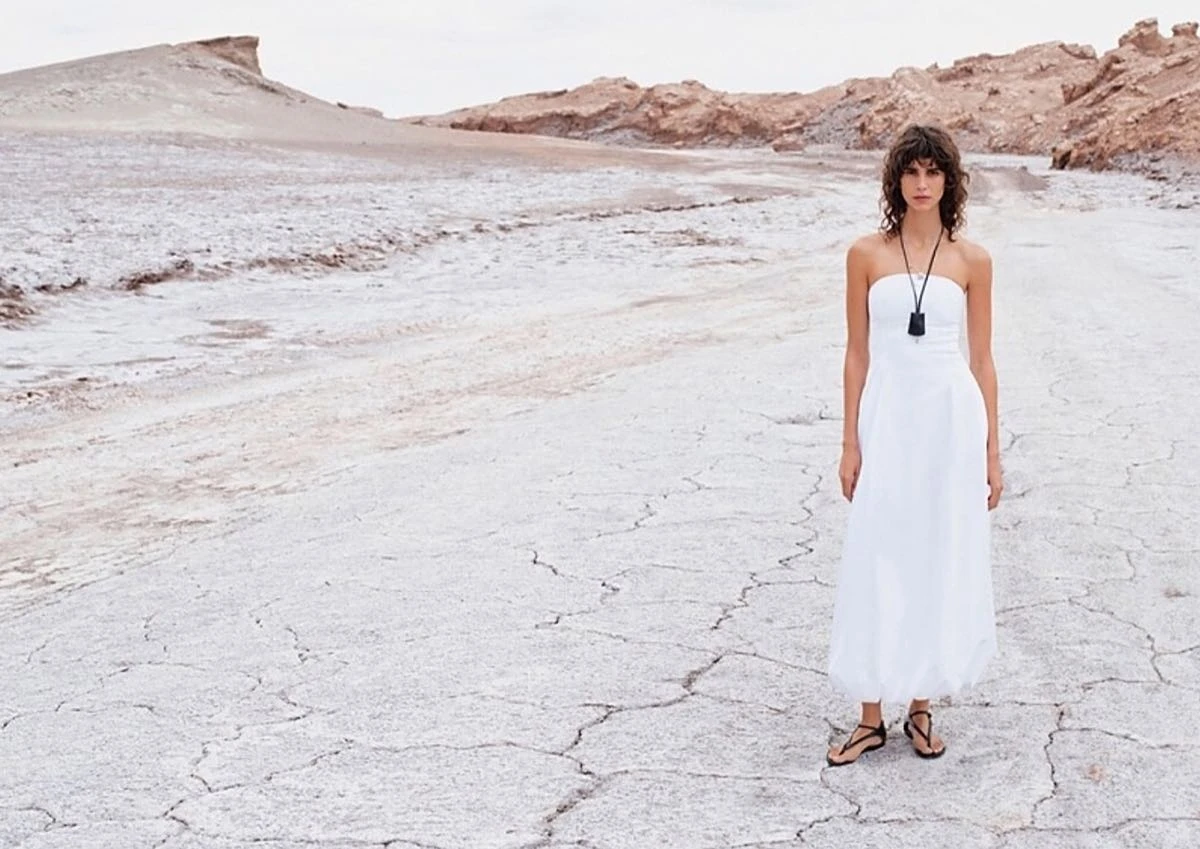 Mica Argaranaz para Mango 2025