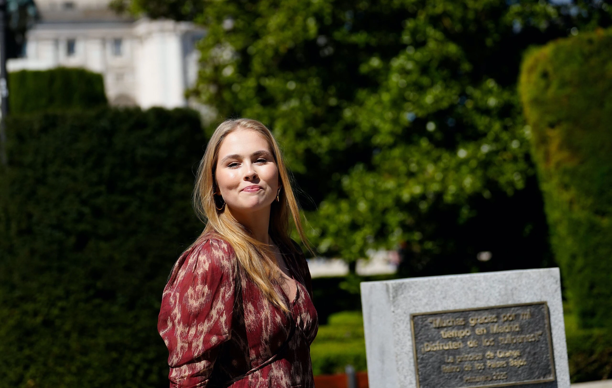 look princesa amalia