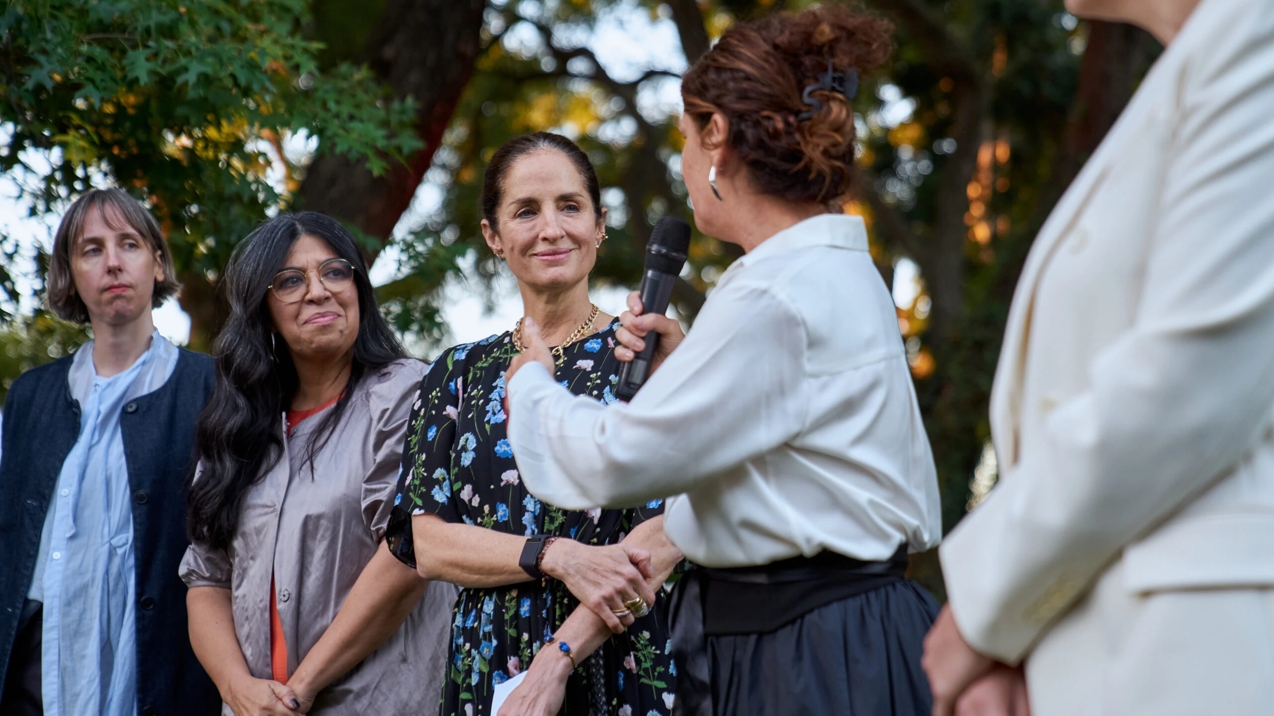 muestra femenina museo sivori carolina herrera