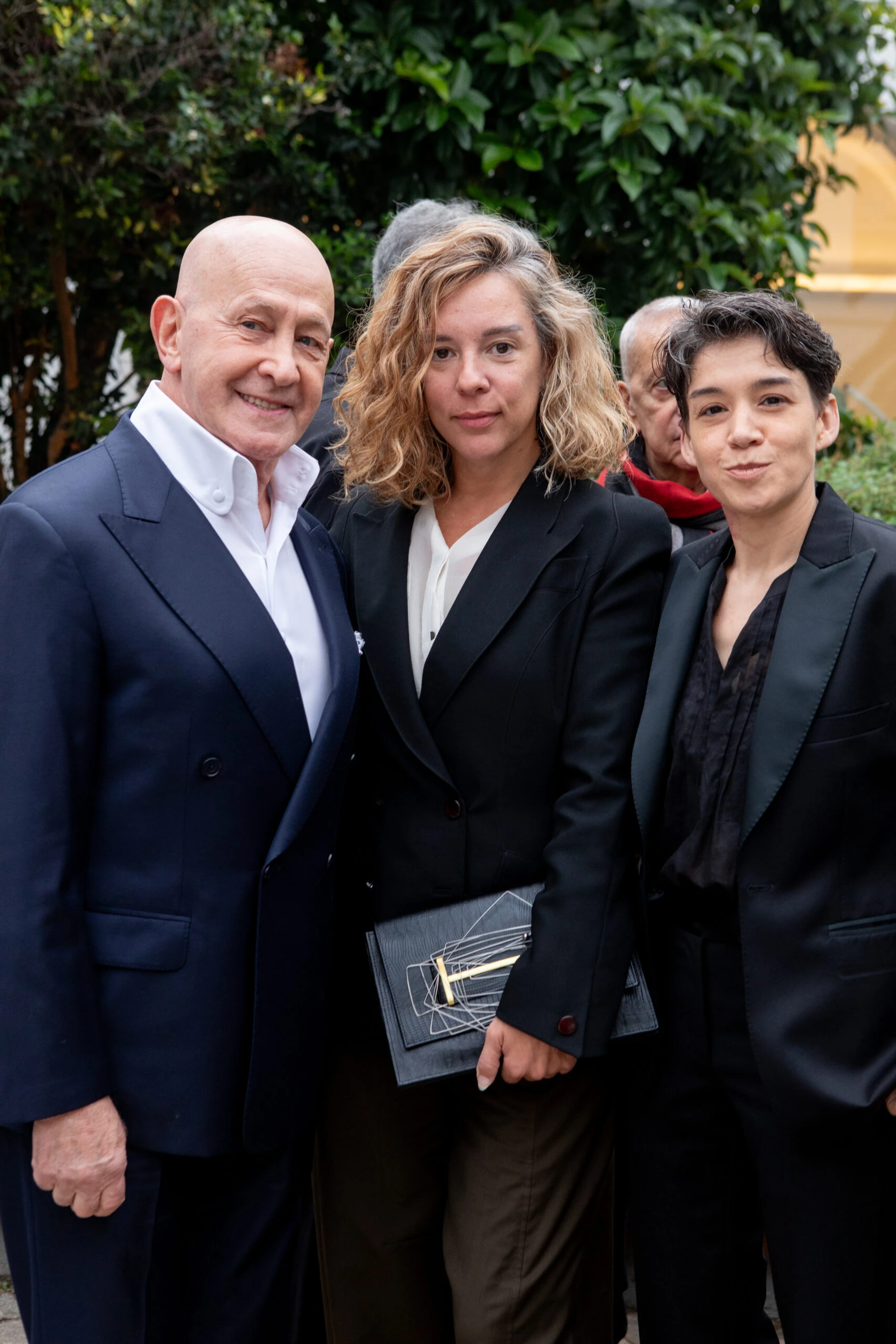 José Valosen, Emm Vernieri y Val Hillebrand