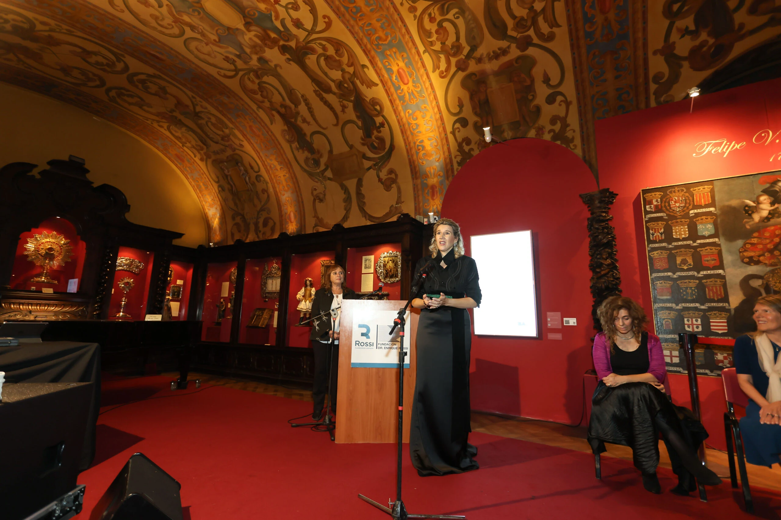 La Spinto Soprano Sara Fleming , dio apertura a la premiacion  interpretando magistralmente el aria O mio babbino caro , Júrame de María Grever, y el Ave Maria de William Gomez 1
