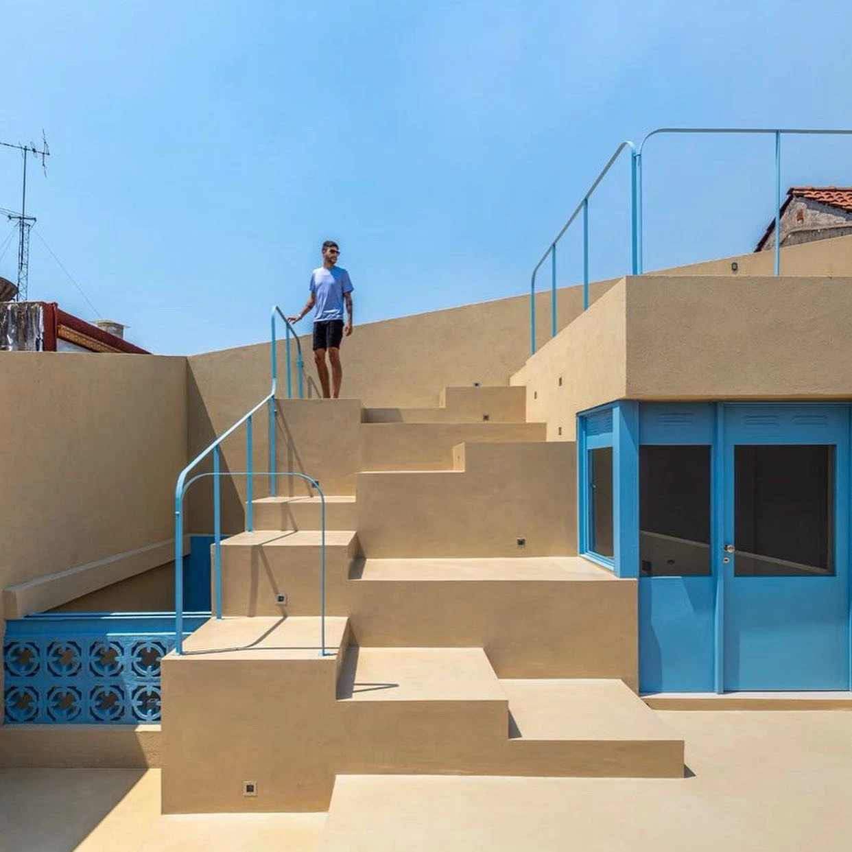 El aquitecto Marcelo Sasso en una de sus obras: PH Miró x PH TIPO CASA. 