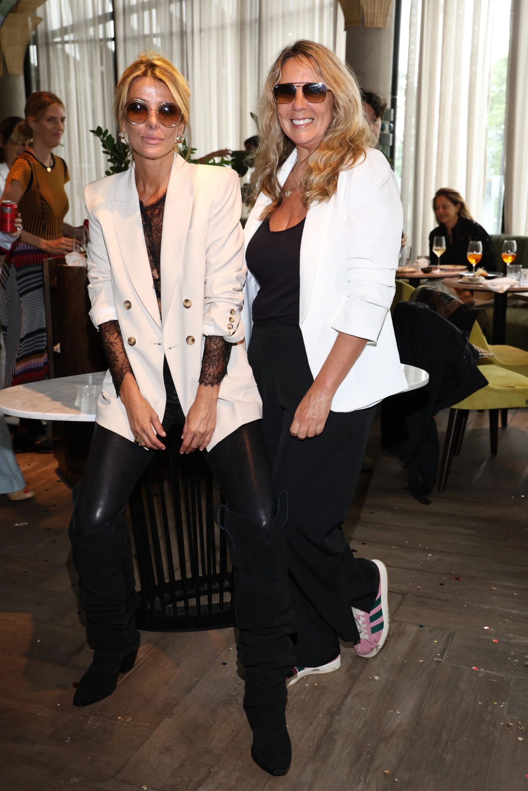 Milagros Resta junto a Andrea _Tucu_ Martínez en su cumpleaños en Tigre Morado en Costanera