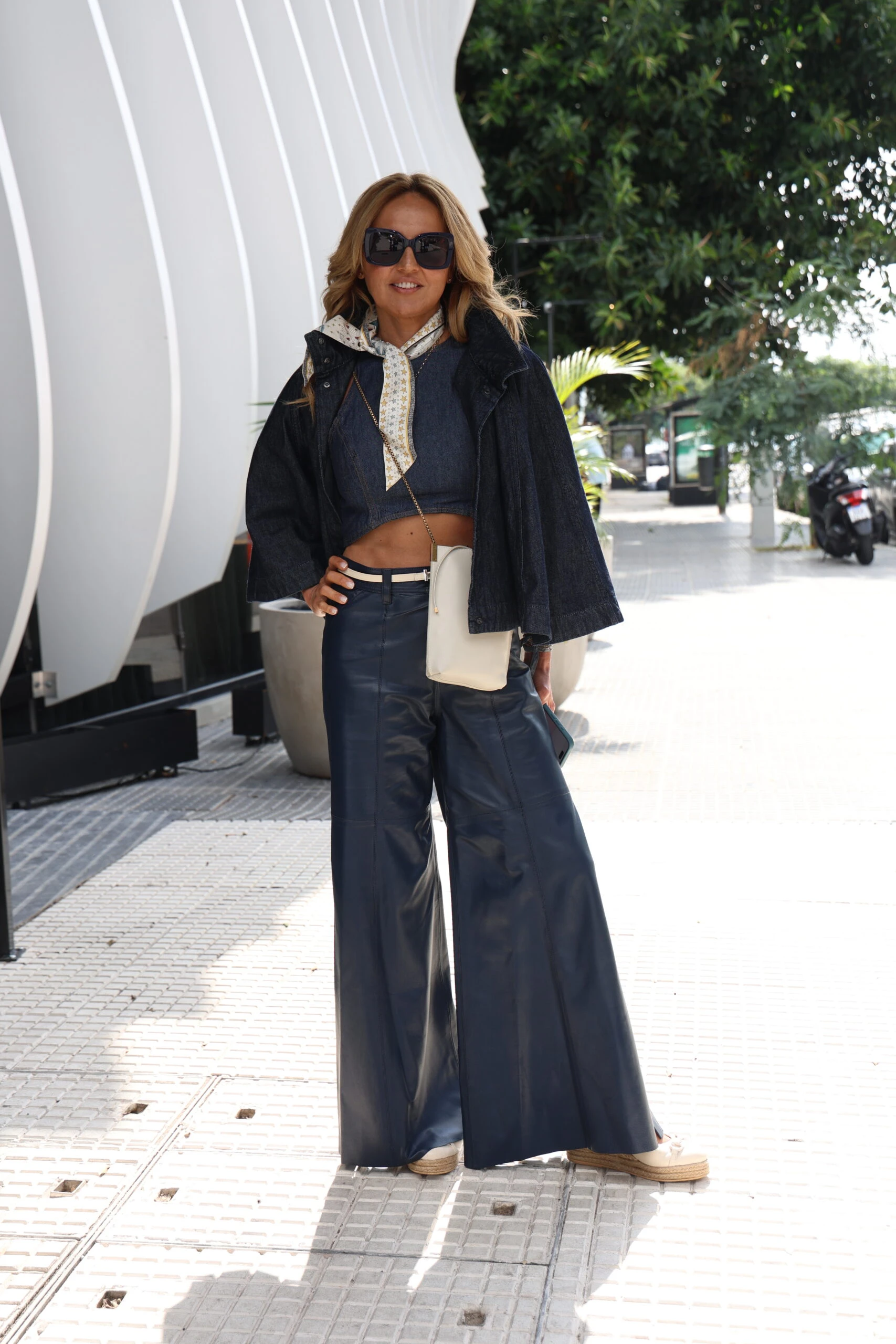 Pamela Marcuzzi de Saguier en el cumpleaños de Andrea _Tucu_ Martínez, en Tigre Morado Costanera