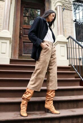 Pampita mostró cómo llevar las botas slouchy en un look boho chic