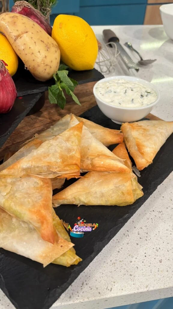 Samosas de verdura y masa filo